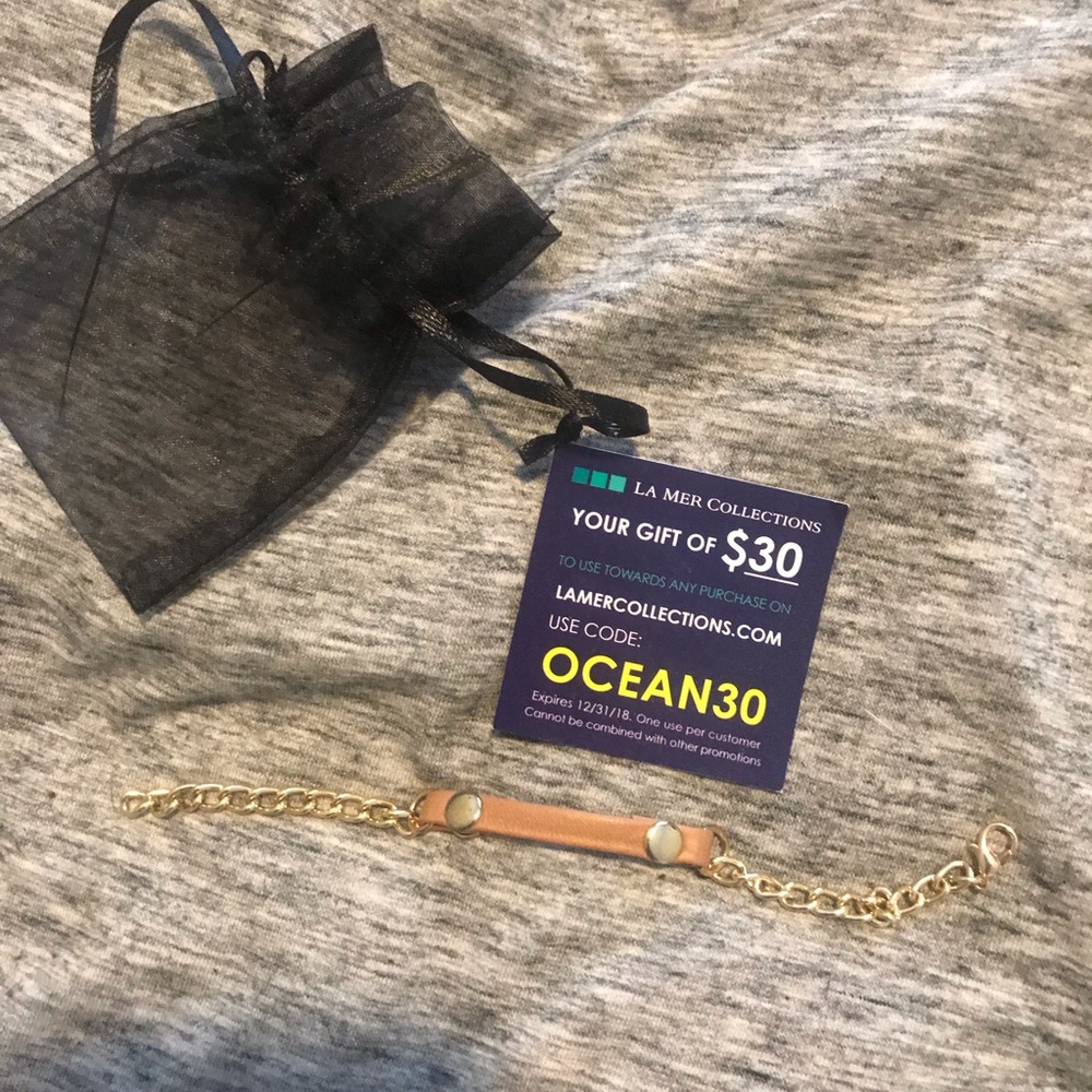 La mer leather and gold bracelet